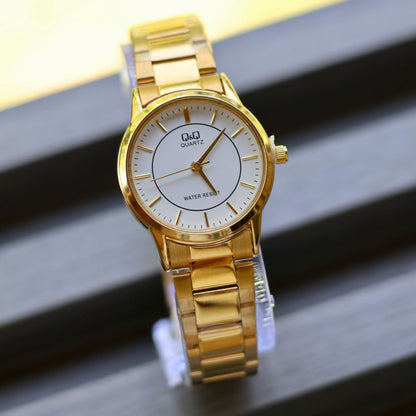 Reloj Q&Q para dama (Pulso en acero)